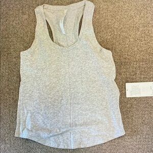 Lululemon love tank size 6 in grey. New with tags